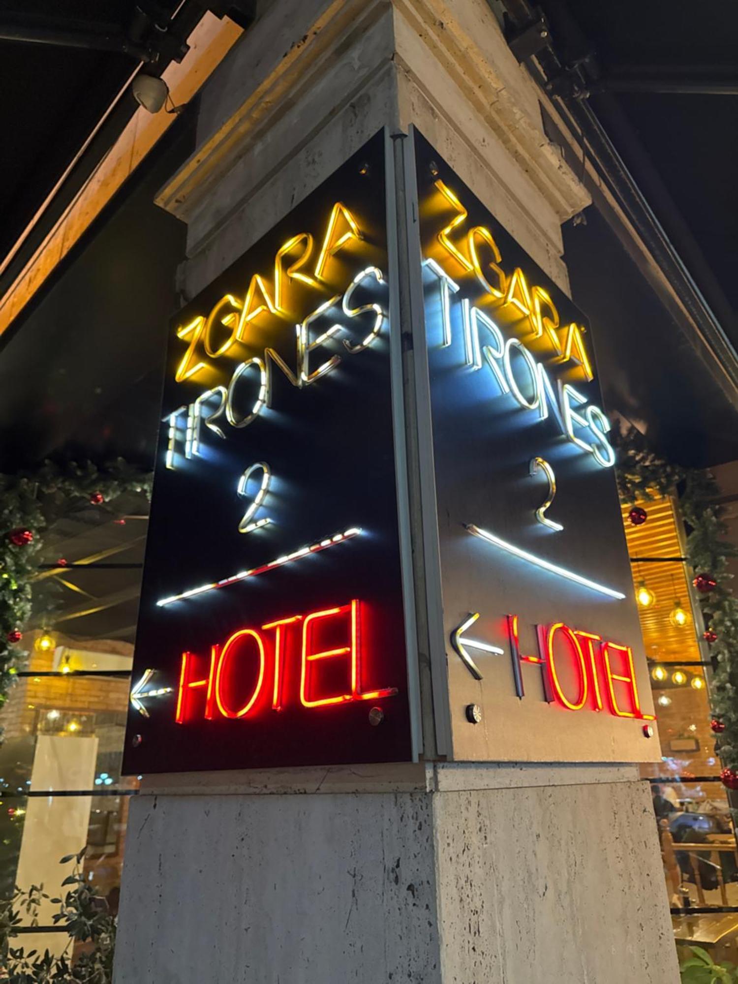 Hotel Tirona Тирана Экстерьер фото