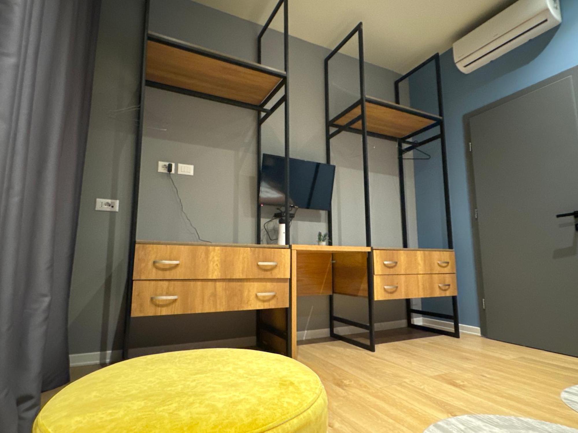 Hotel Tirona Тирана Экстерьер фото
